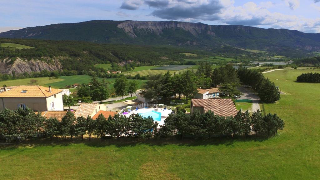 VVF Villages   Le Plateau Provençal   Lagrand Exterior foto